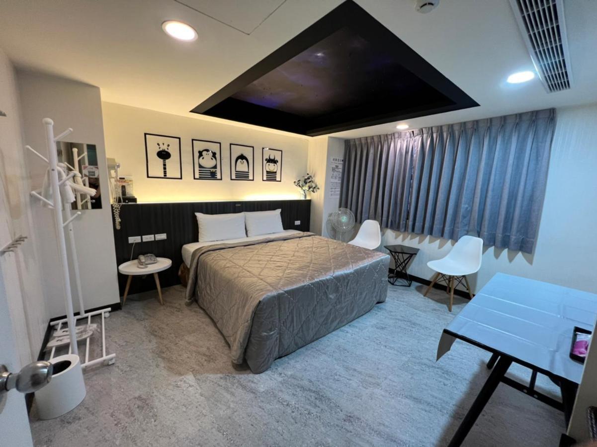 Joy Garden Hotel Каосюн Екстериор снимка